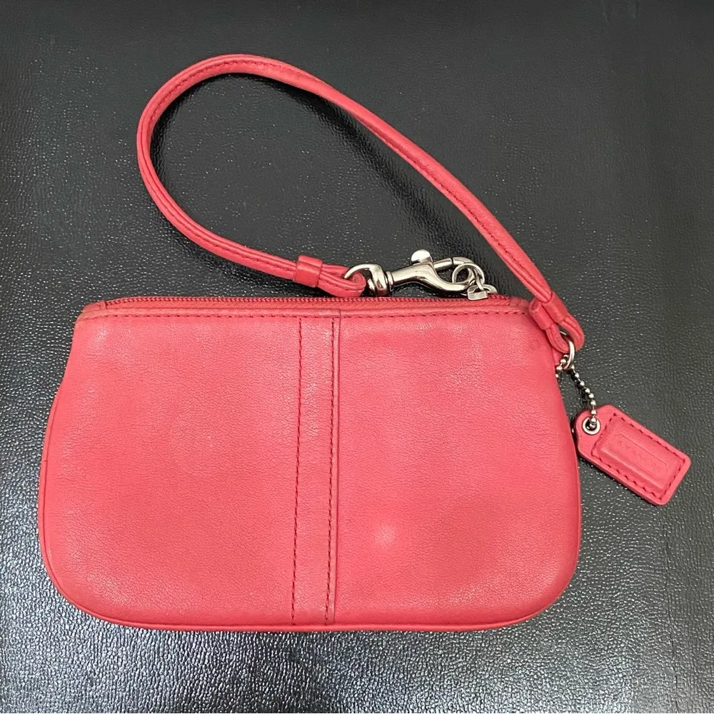 COACH F-42389 Reddish Pink Pebbled Leather Small Wristlet - Image 3