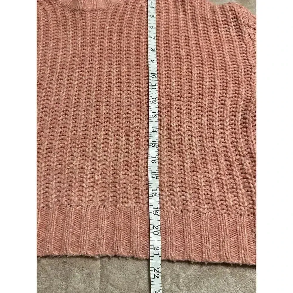 American Eagle Cropped Loose Knit Sweater  Size Small Pink Crewneck Lightweight - Image 5