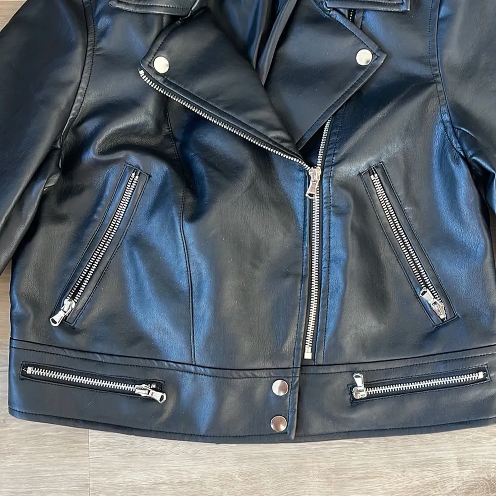 Vici Faux Leather Jacket Sz M - Image 4