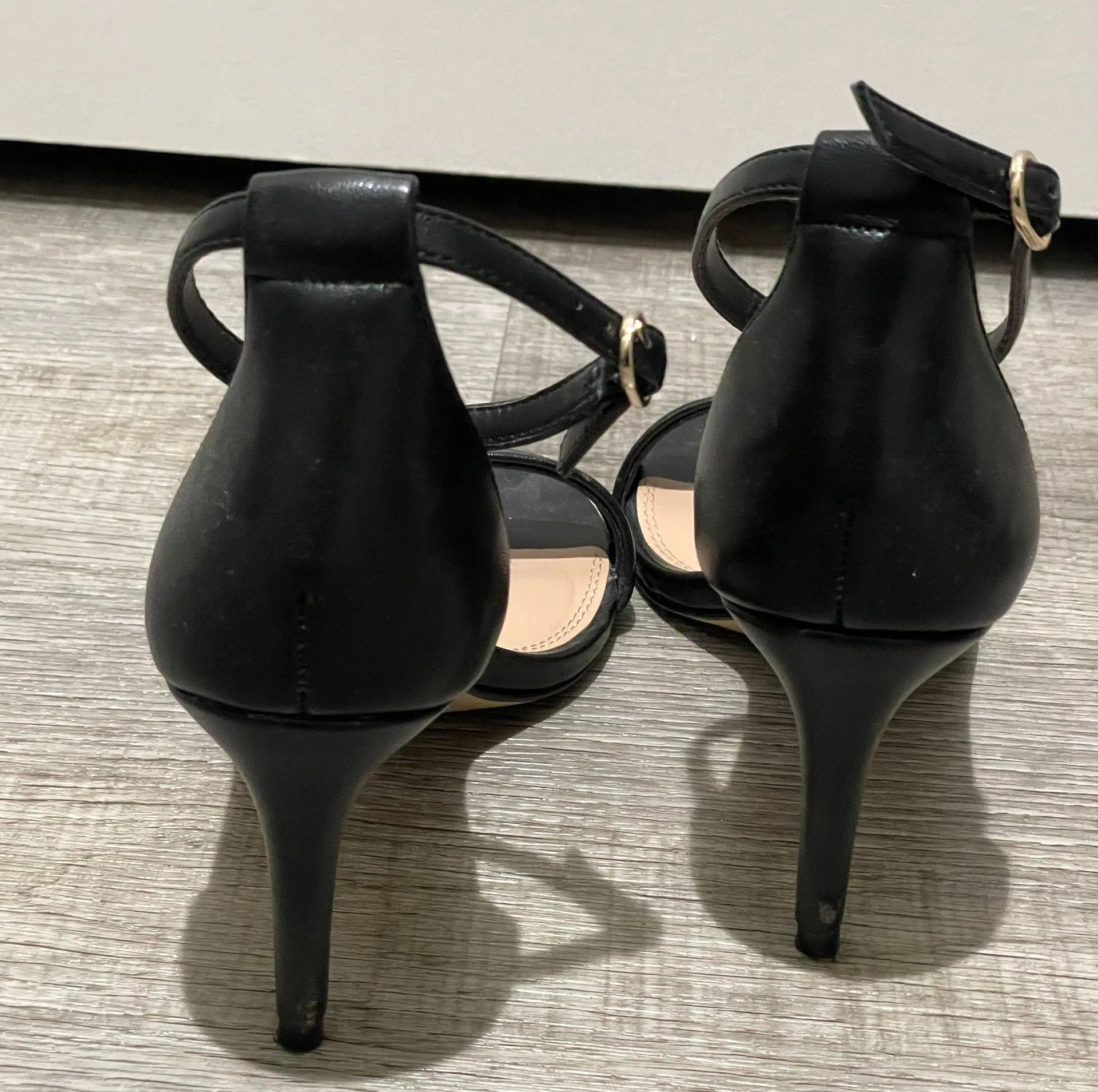 Kelly & Katie Kirstie Black Heels - Image 7