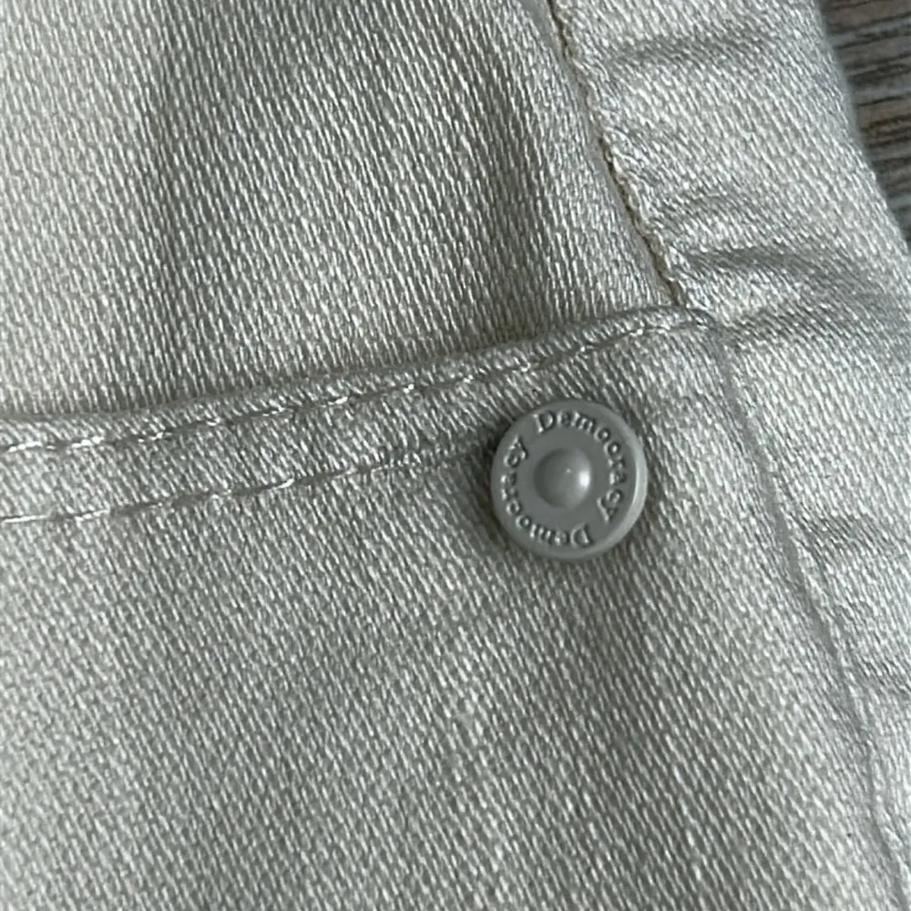 Democracy “Ab” Technology High Rise Vintage Skinny Cream Jeans Size 16 - Image 15