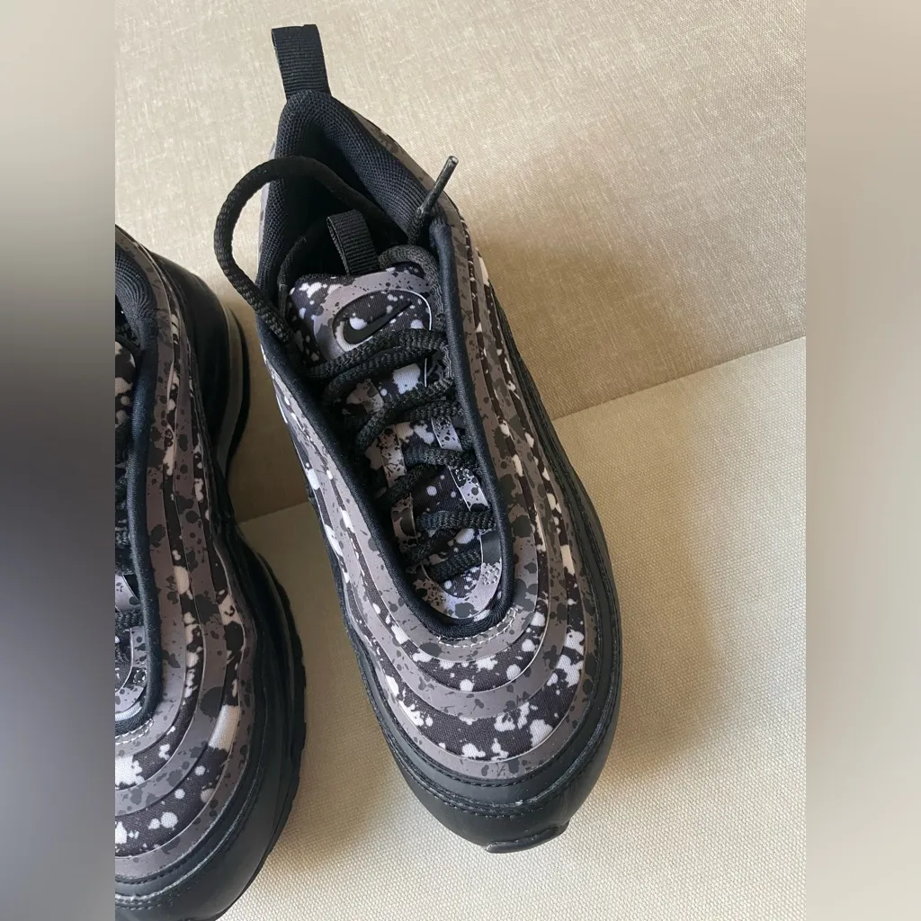 Nike Women's Air Max 97 Sneakers - Image 3