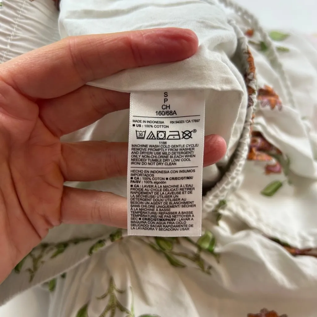 Old Navy Floral Print Flared High Rise Shorts S - Image 5