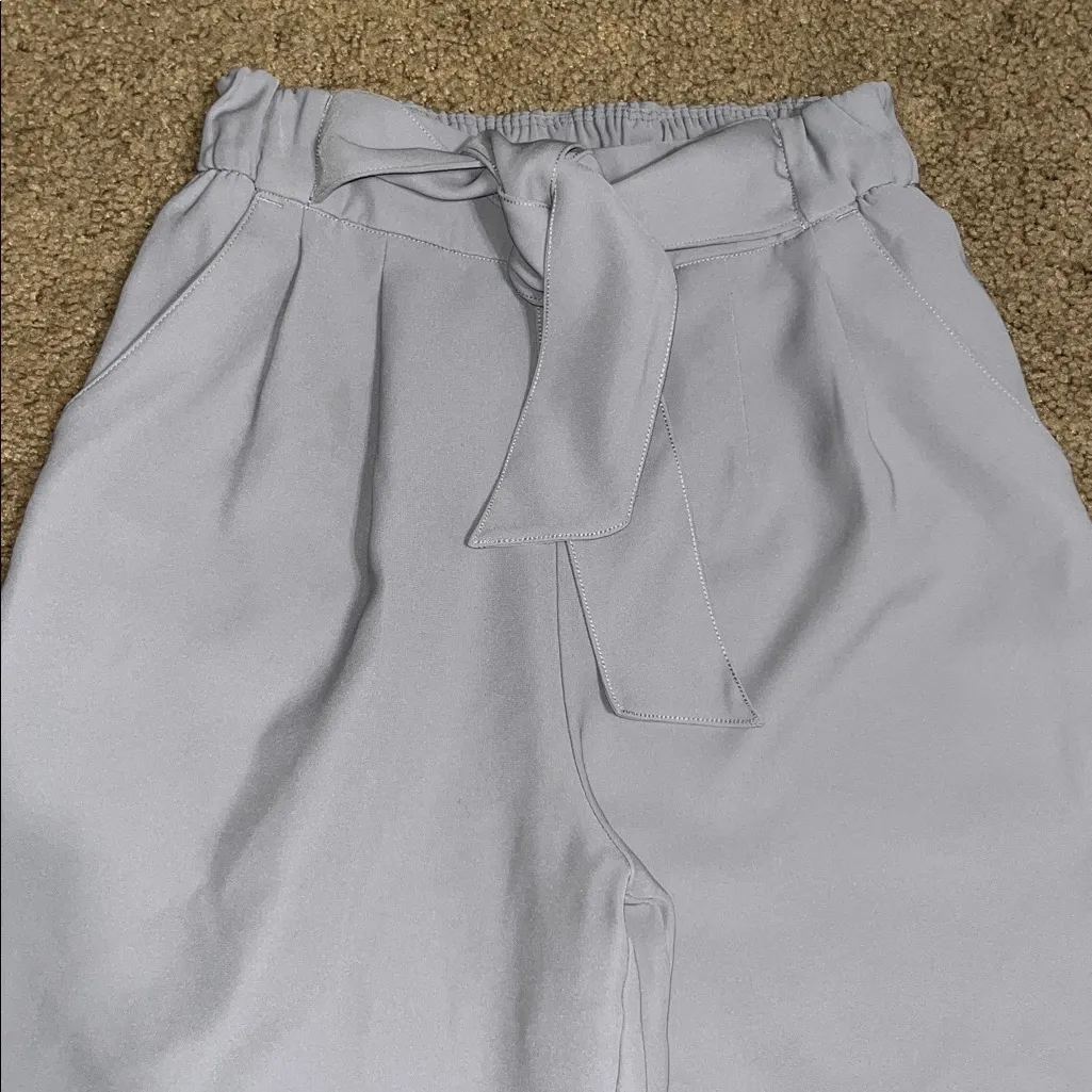 Lululemon‎ Noir Crop Tie Waist Pant Silverscreen 2 - Image 4