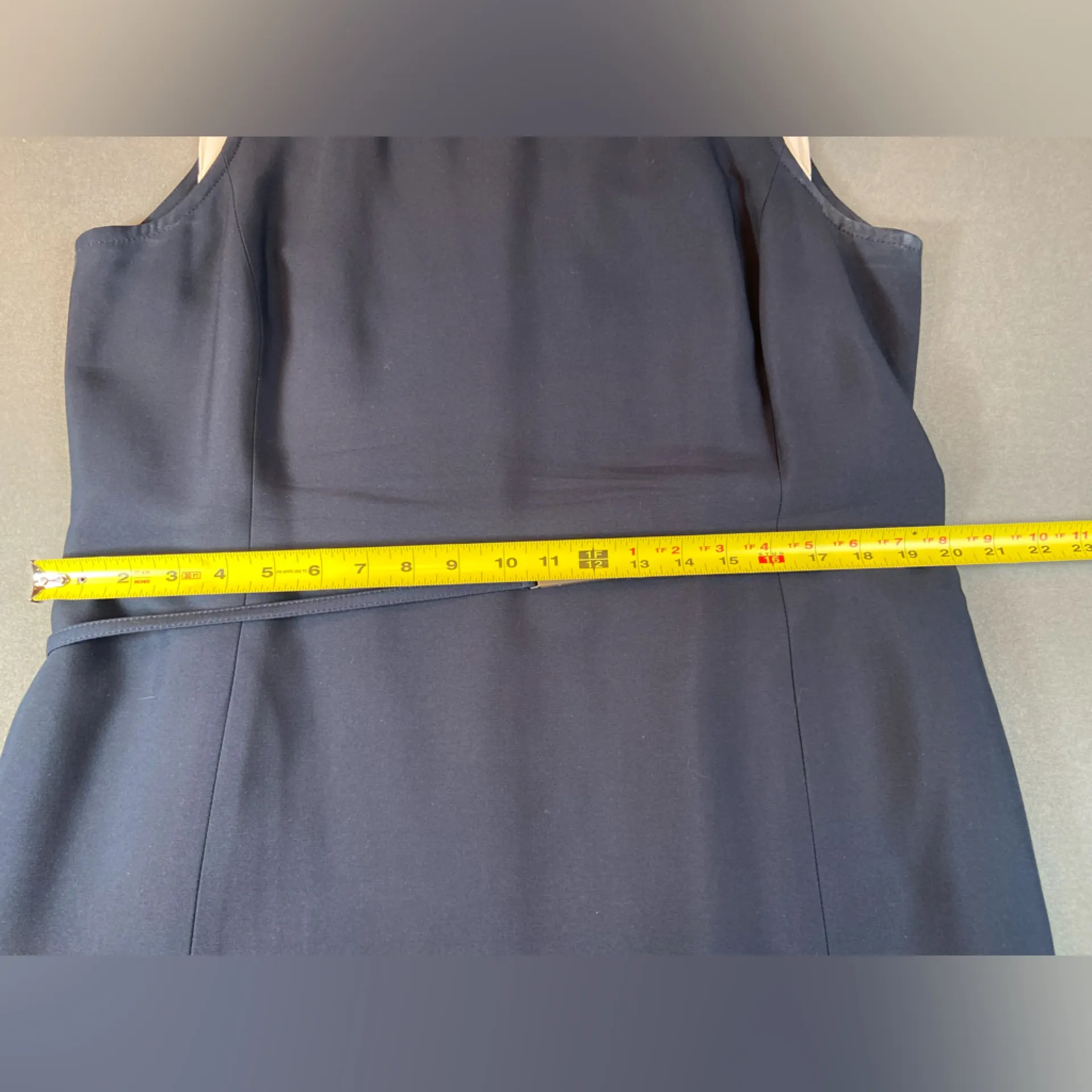 Ellen Tracy, sleeveless short blue/white‎ silk dress with belt, size 16 - Image 7