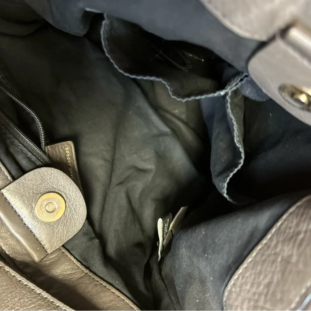 Marc Jacobs Women's gray Leather Hobo Bag Gold‎ Hardware - Image 13