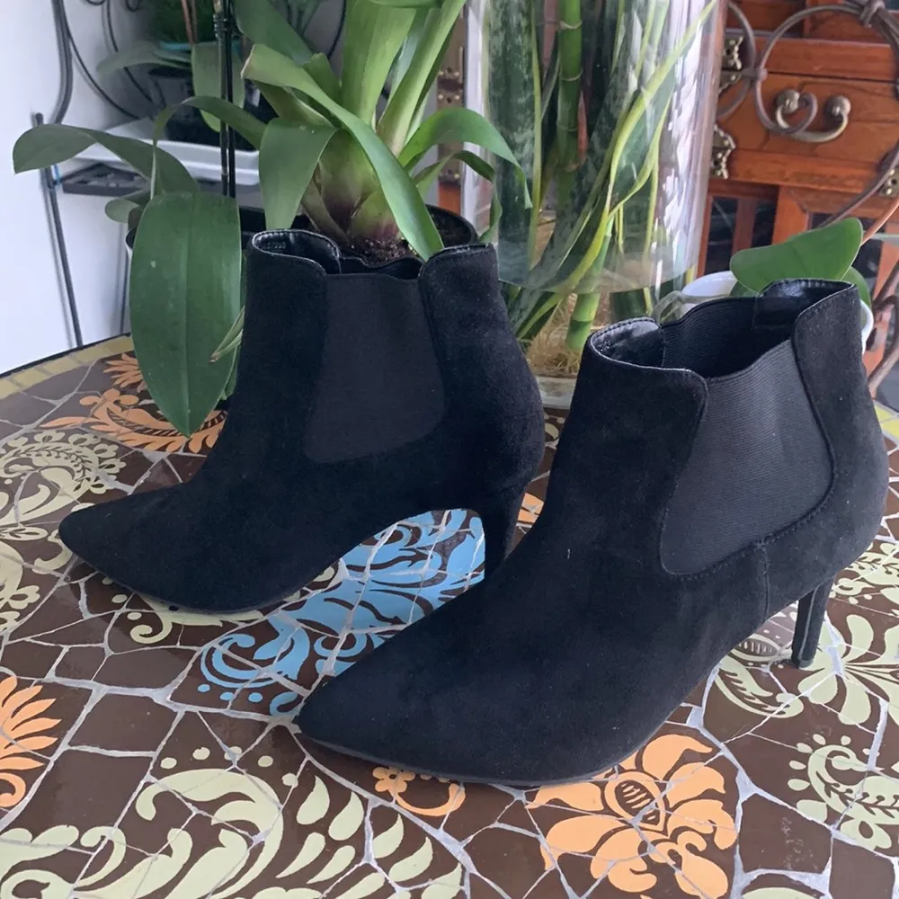 14TH & UNION He el Ankle Booties Sz: 7.5 - Image 2