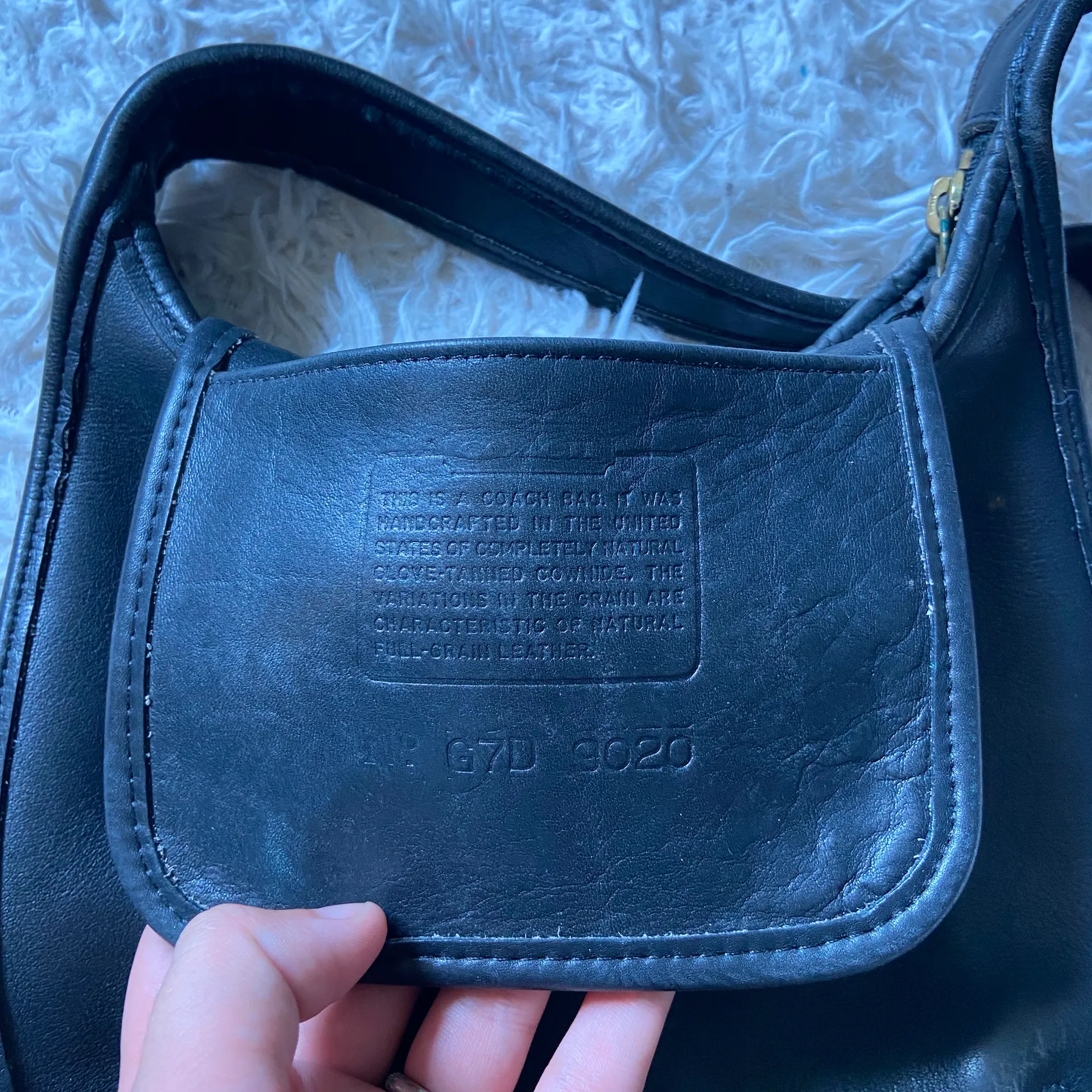 Coach Vintage Leather Shoulder Bag - Image 5