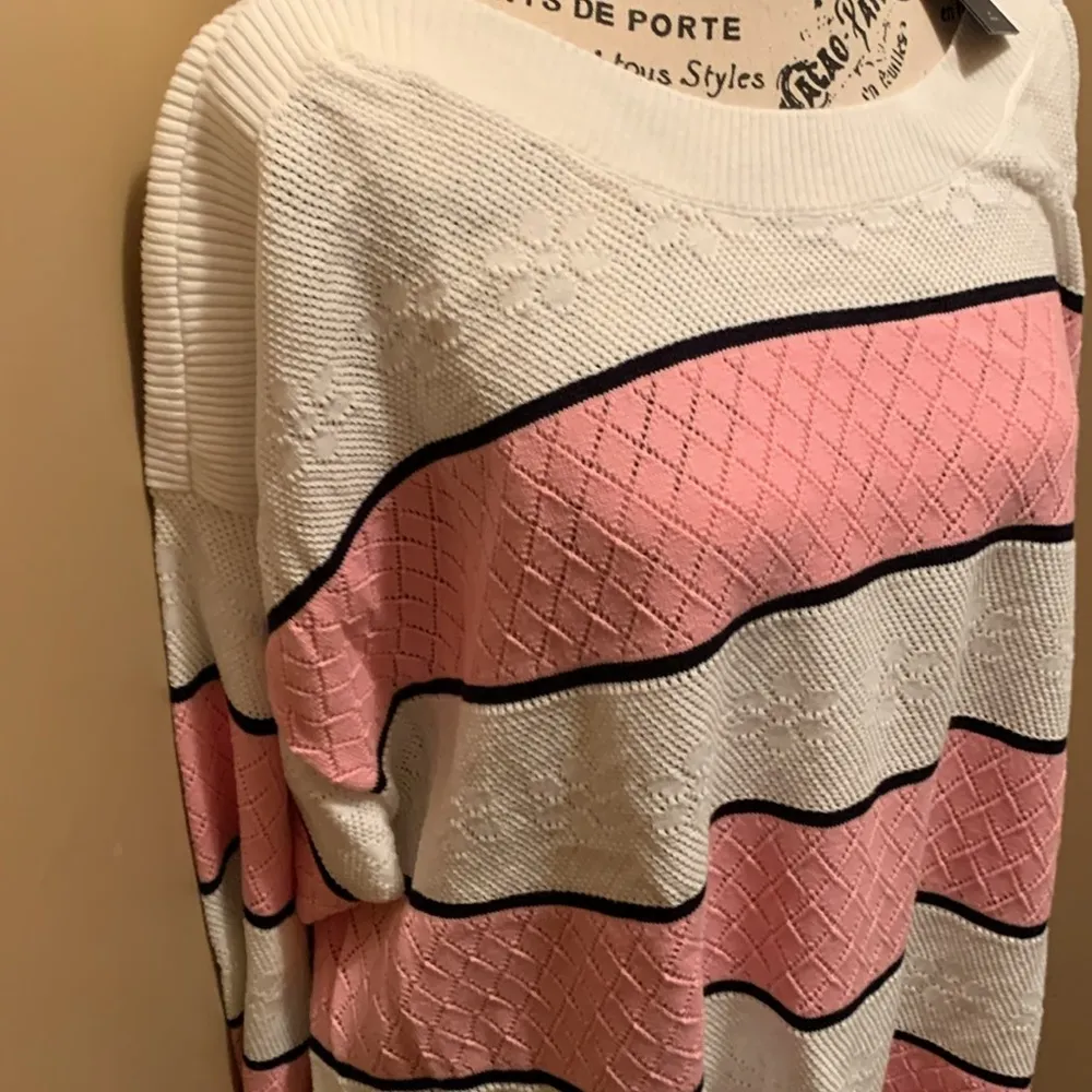 NWT Tommy Hilfiger Sweater sz XXL white w/thick pink & thin navy stripes. - Image 2