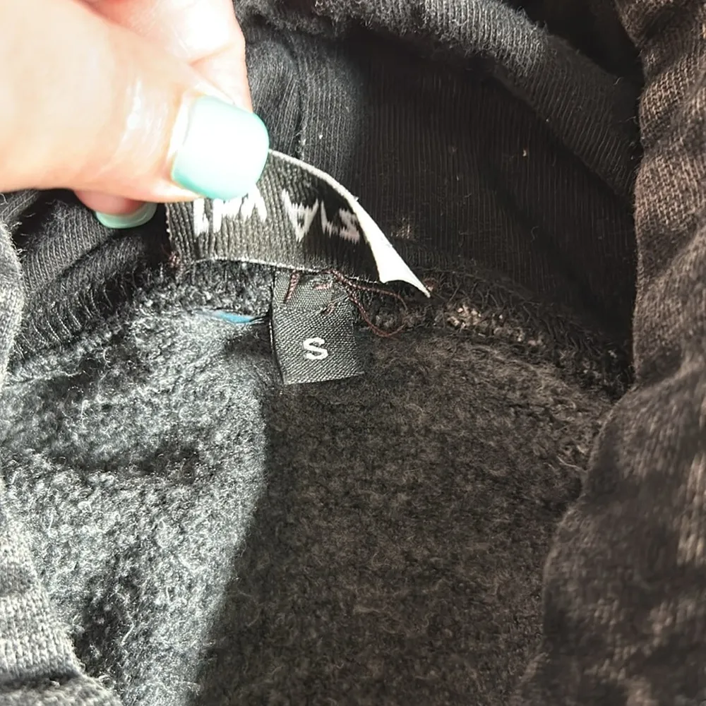 By arzo grat - Image 4