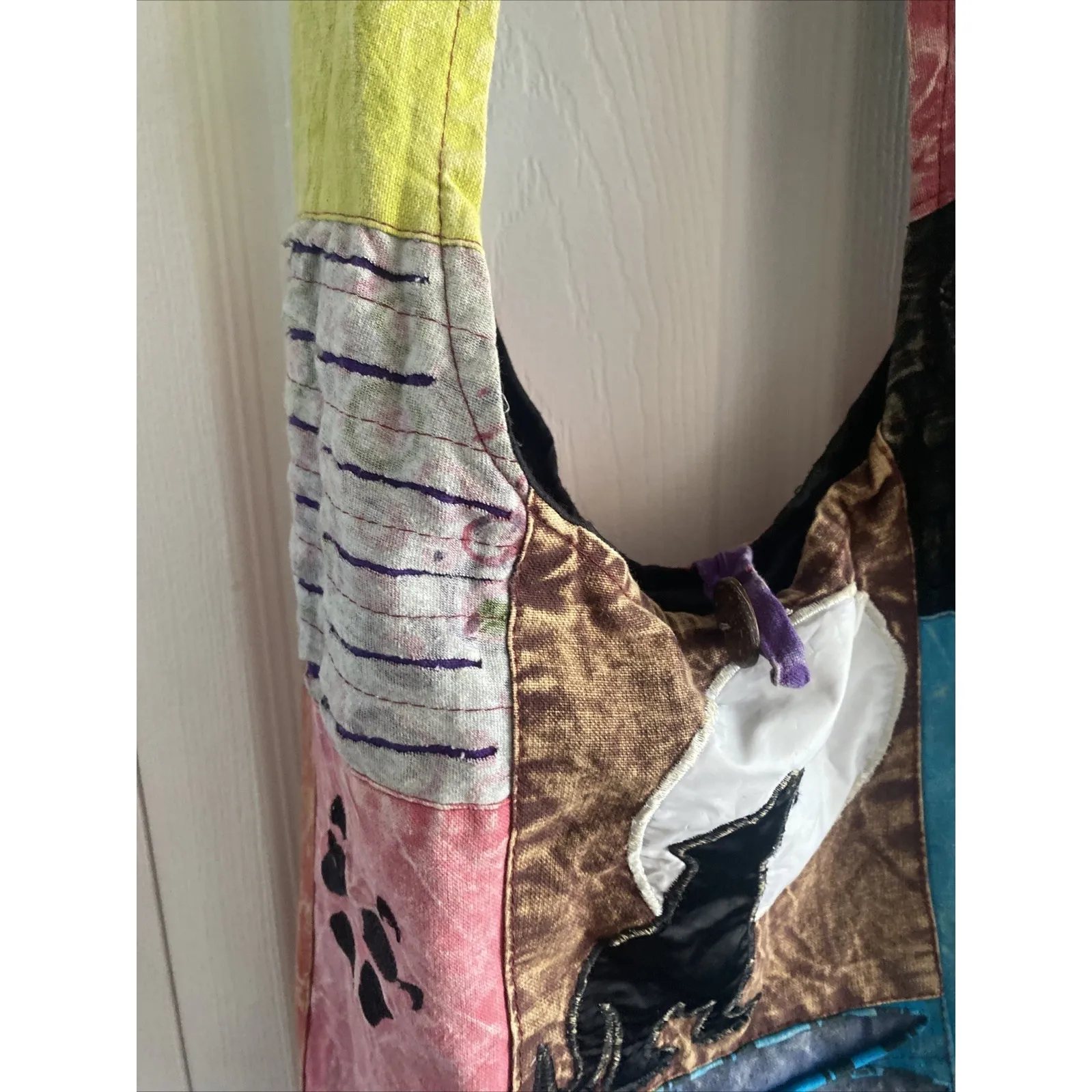 Boho Cross Body Patchwork Shoulder‎ Bag Hippie Wolf Moon Howl Newspaper Bag - Image 3