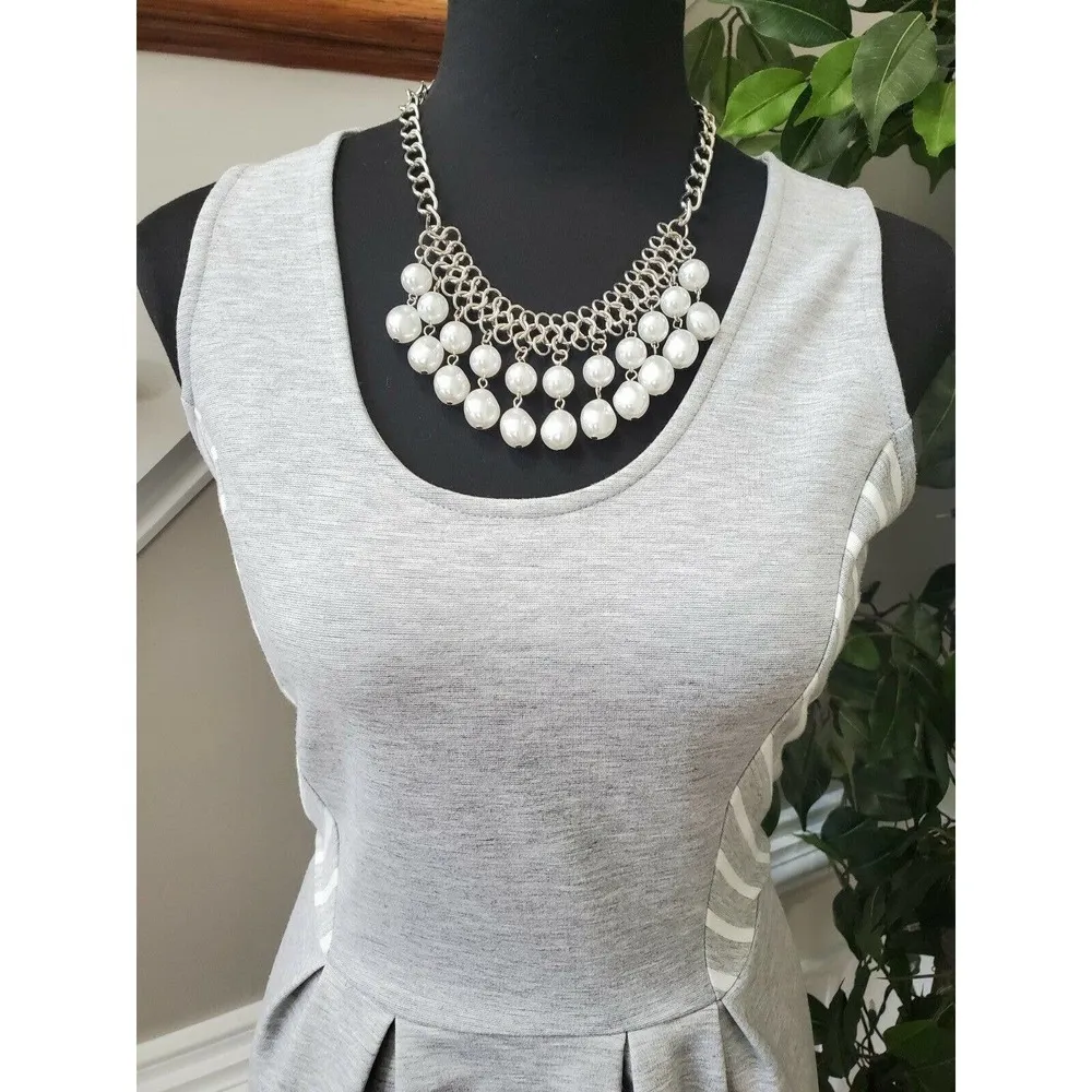 Gap Women's Solid Gray Polyester Scoop Neck Sleeveless Knee Length Dress Size S - Image 2