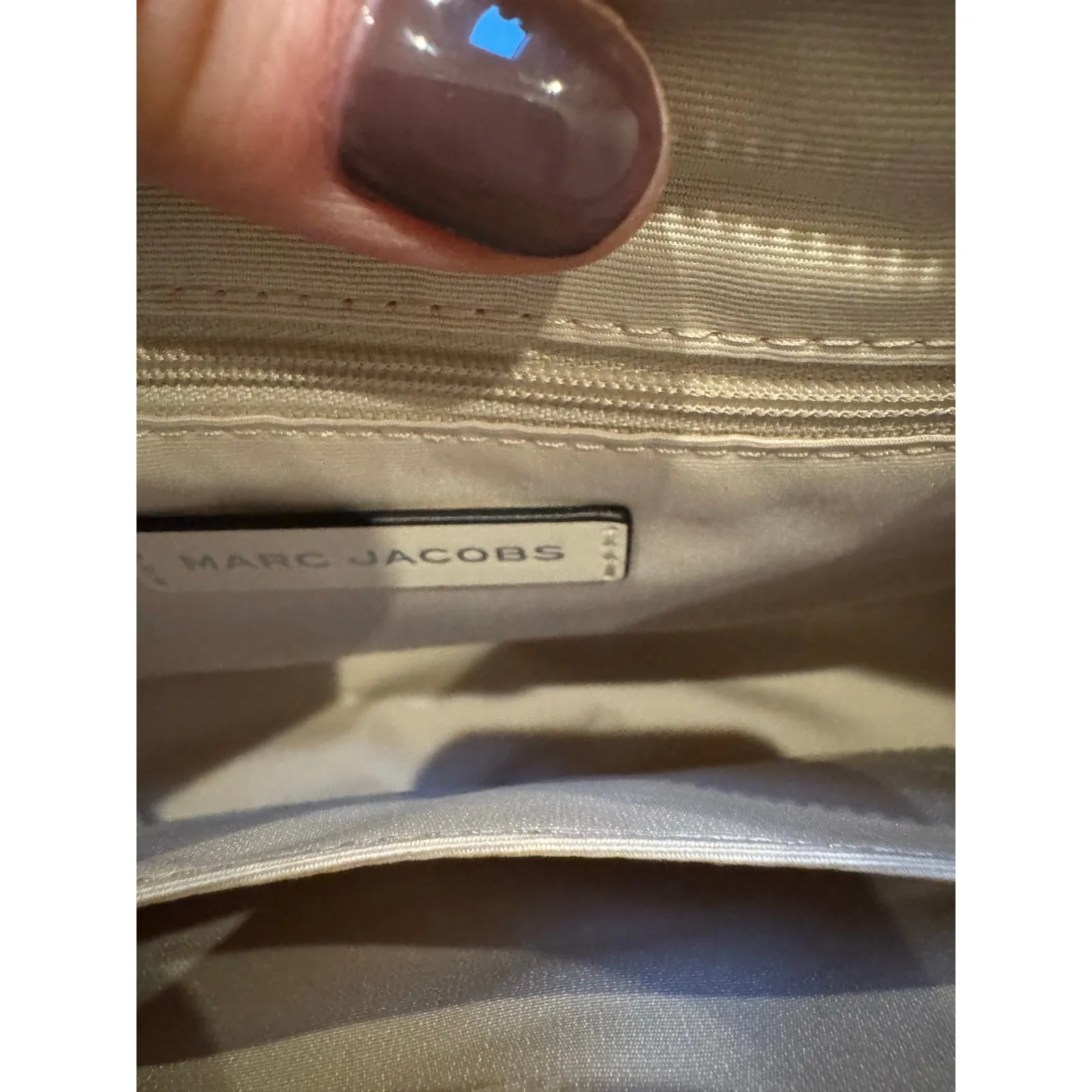 Marc Jacobs Marshmallow Leather Hobo Bag - No Strap - Image 7