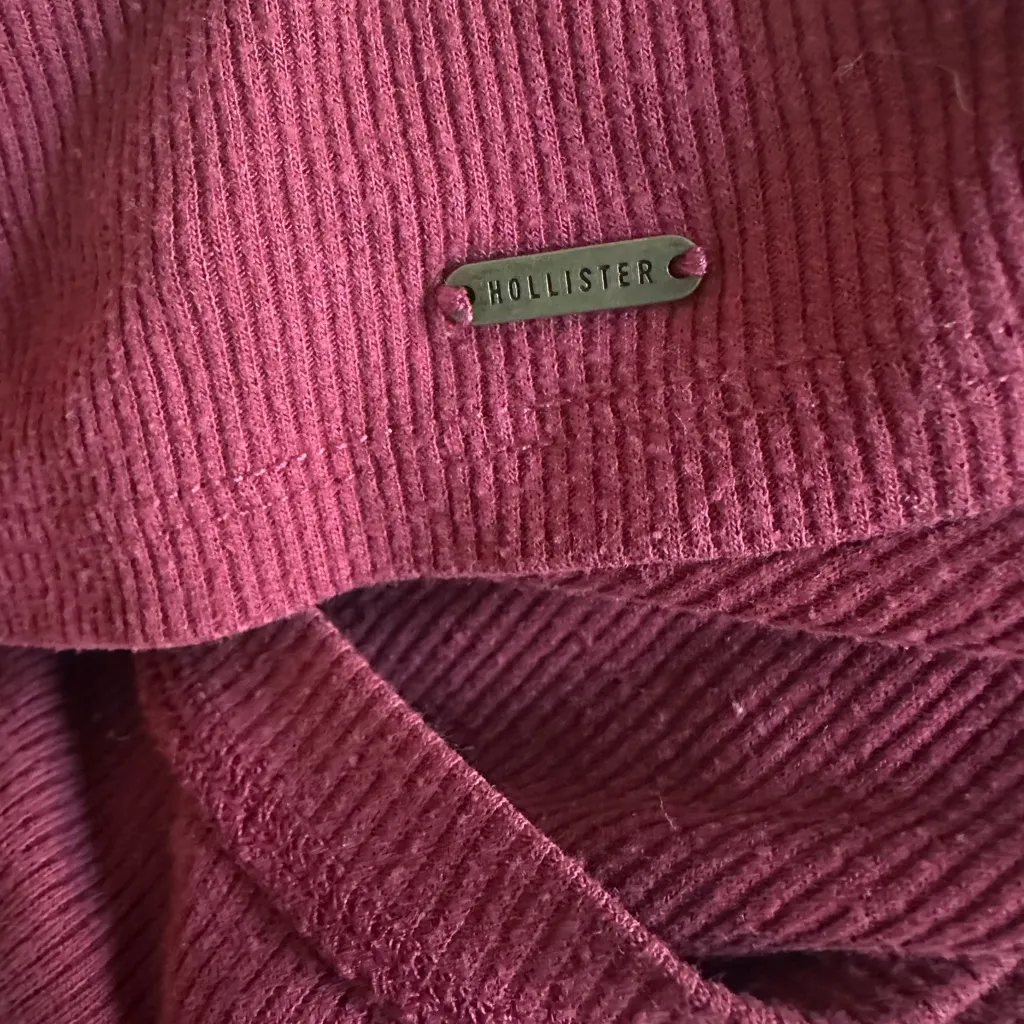 Hollister Slim Tee Maroon Burgundy Button Up Ribbed Top Y2K Long Sleeve XS - Image 6