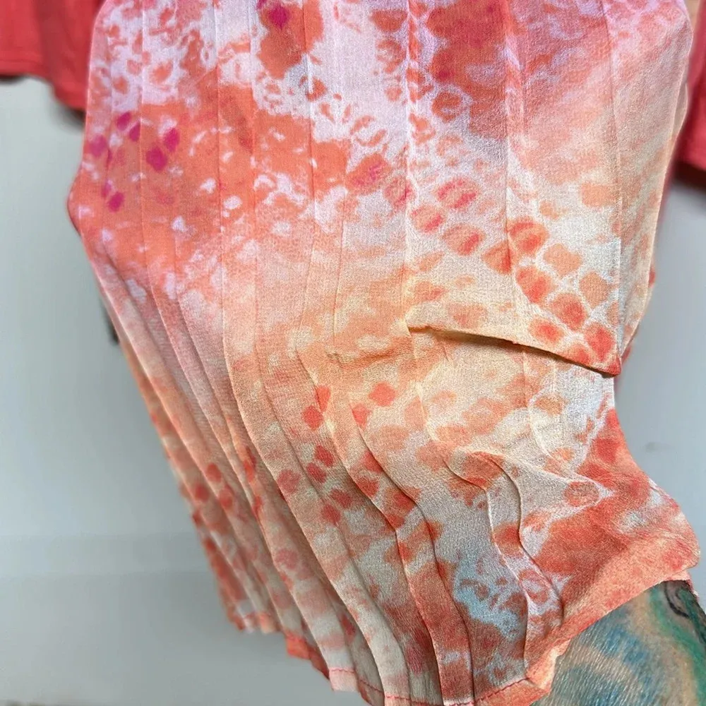 NWT APT 9 High-Low Top - Image 4