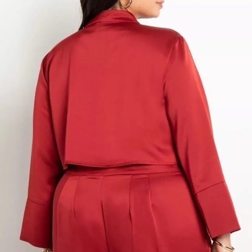 NWT‎ ELOQUII CROPPED SATIN BLOUSE Surplice Faux Wrap Red Holiday Plus Size 22 - Image 2