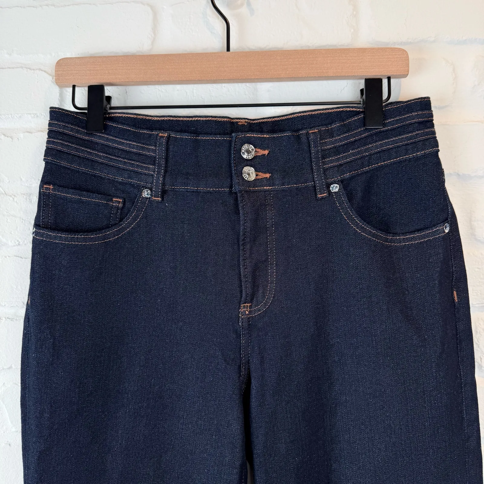 Express Jeans Dark Wash Blue '70s Flare Mid Rise Hyper Sculpt Stretch Denim 8R - Image 5