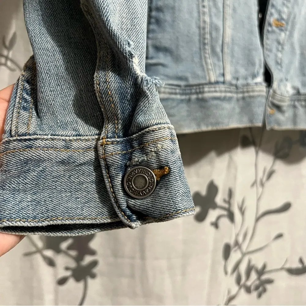 Old Navy  jean jacket - Image 5