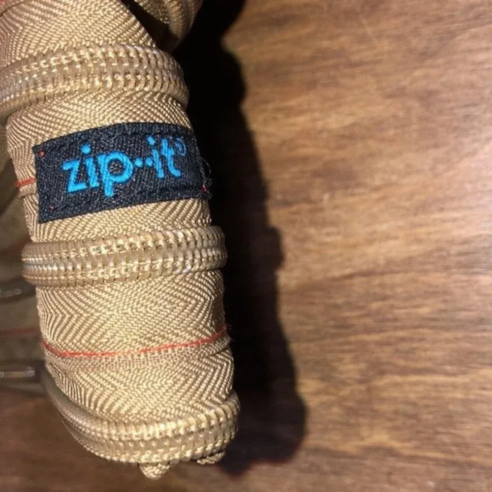 Zip it cross body zippers bag Gray - Image 3