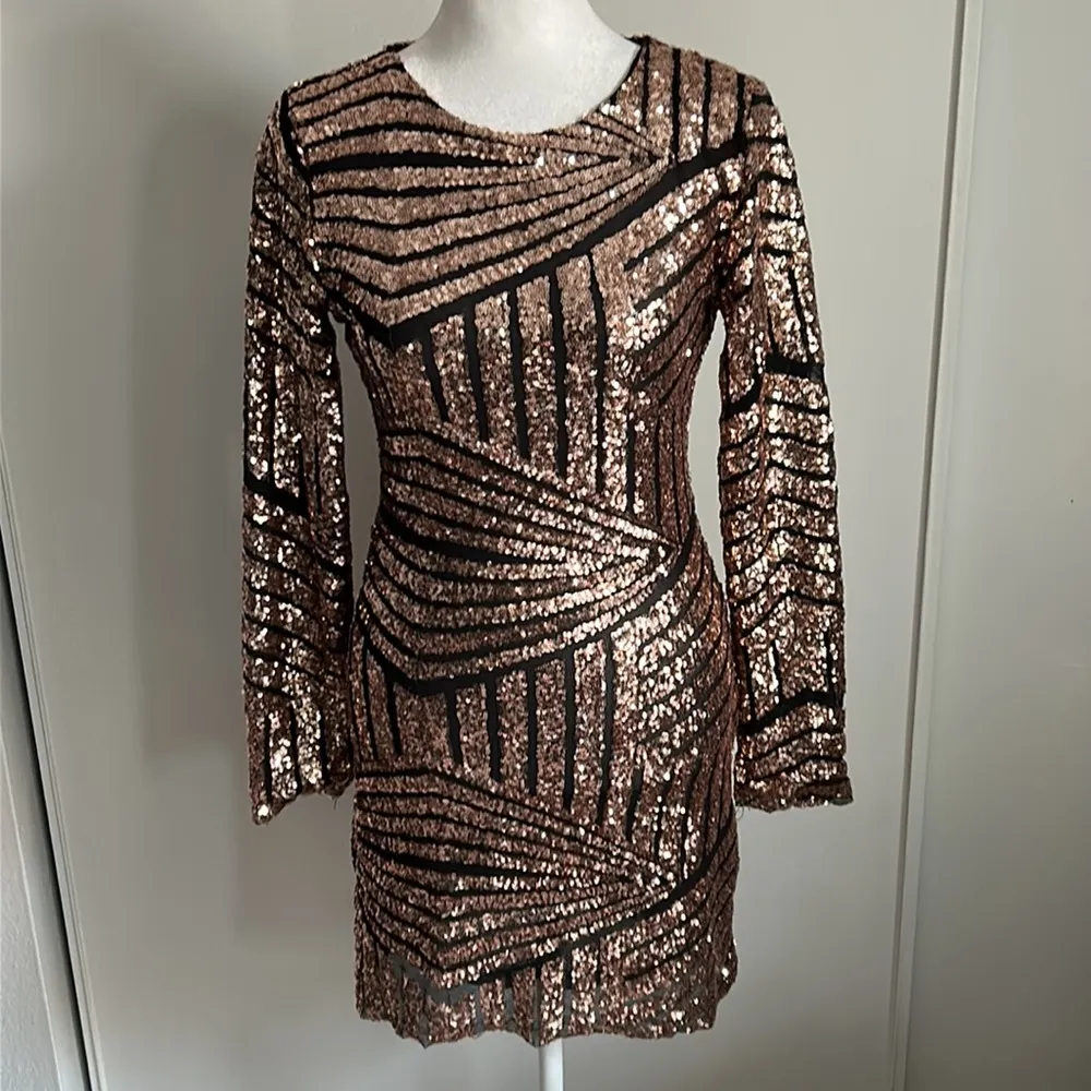 New ZARA Holiday Glam Rose Gold Sequined Open Back Body Contoured Mini Dress - Image 8