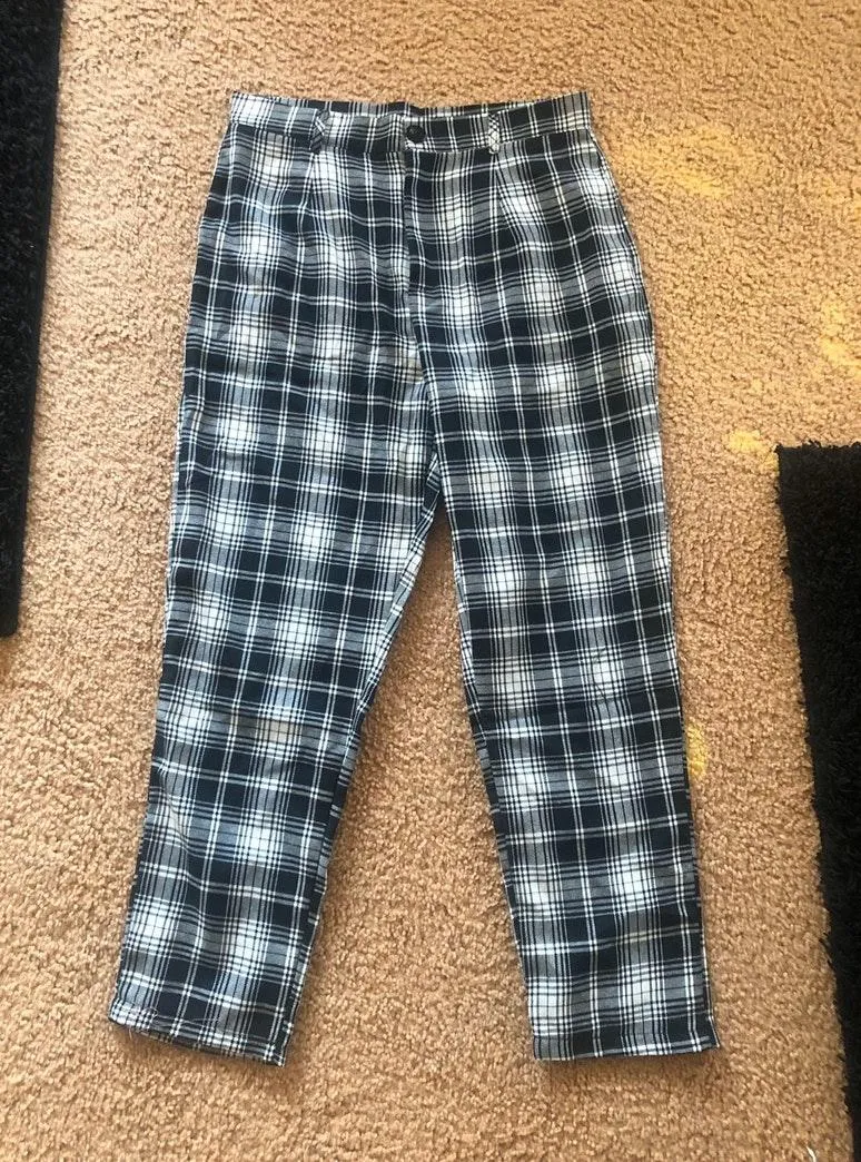 Romwe High Rise Plaid Pants (Please Read Below!!) - Image 3