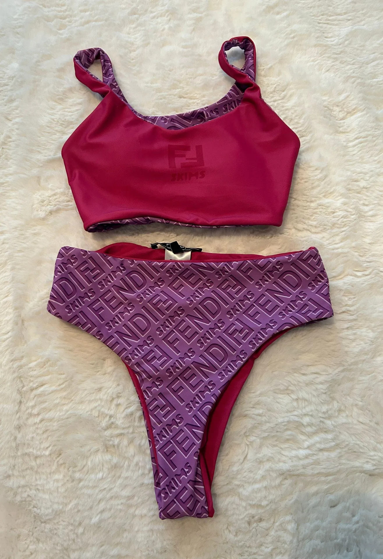 SKIMS Bikini Set (purple) - Image 2