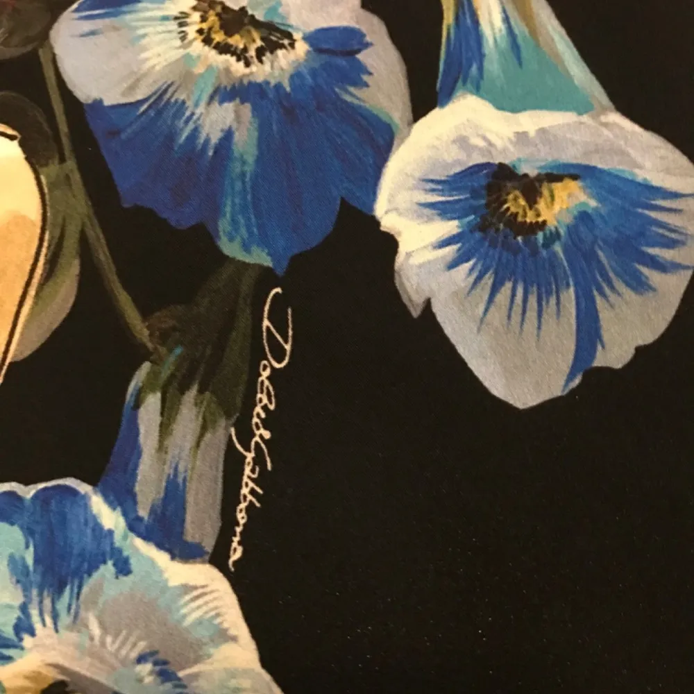 New dolce&gabbana telephone floral print dress - Image 7