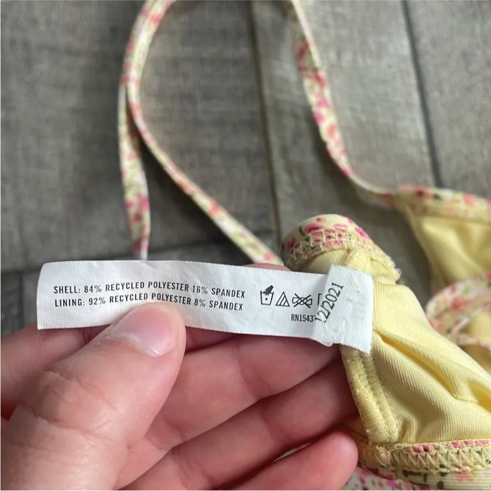 Aeropostale Size Small Floral Printed Bikini Top. - Image 6