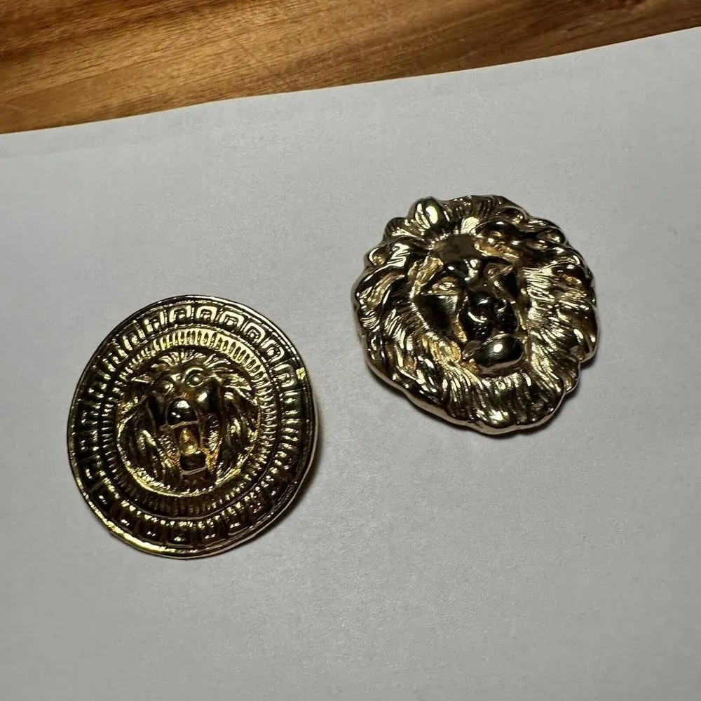 Lot of 2 Gold Tone Brooch Pins - Image 5