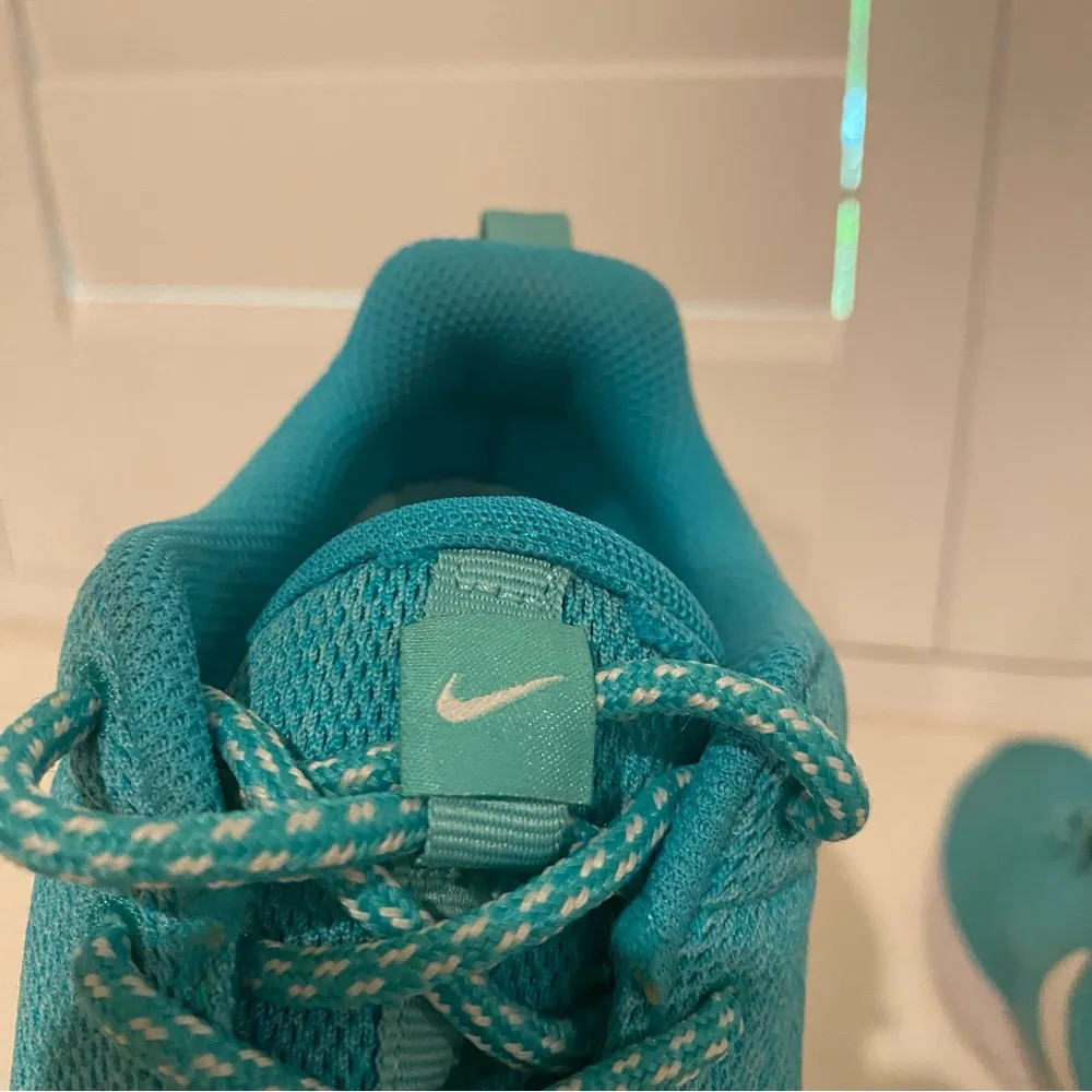 Nike Roshe One Running Athletic Shoes 844994-300 Womens Size 7 - Image 9