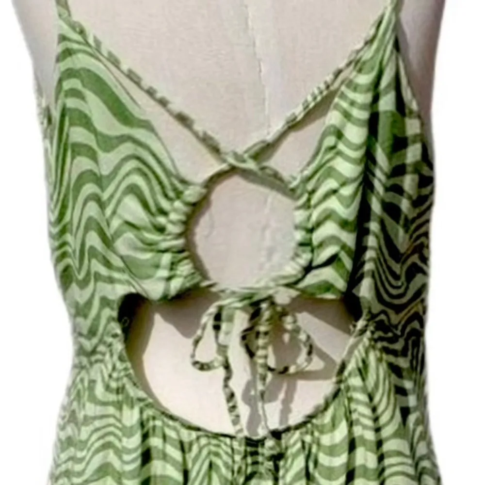 Wild Fable Women's Midi Green Wavy Tie Back Slip Dress - Image 7