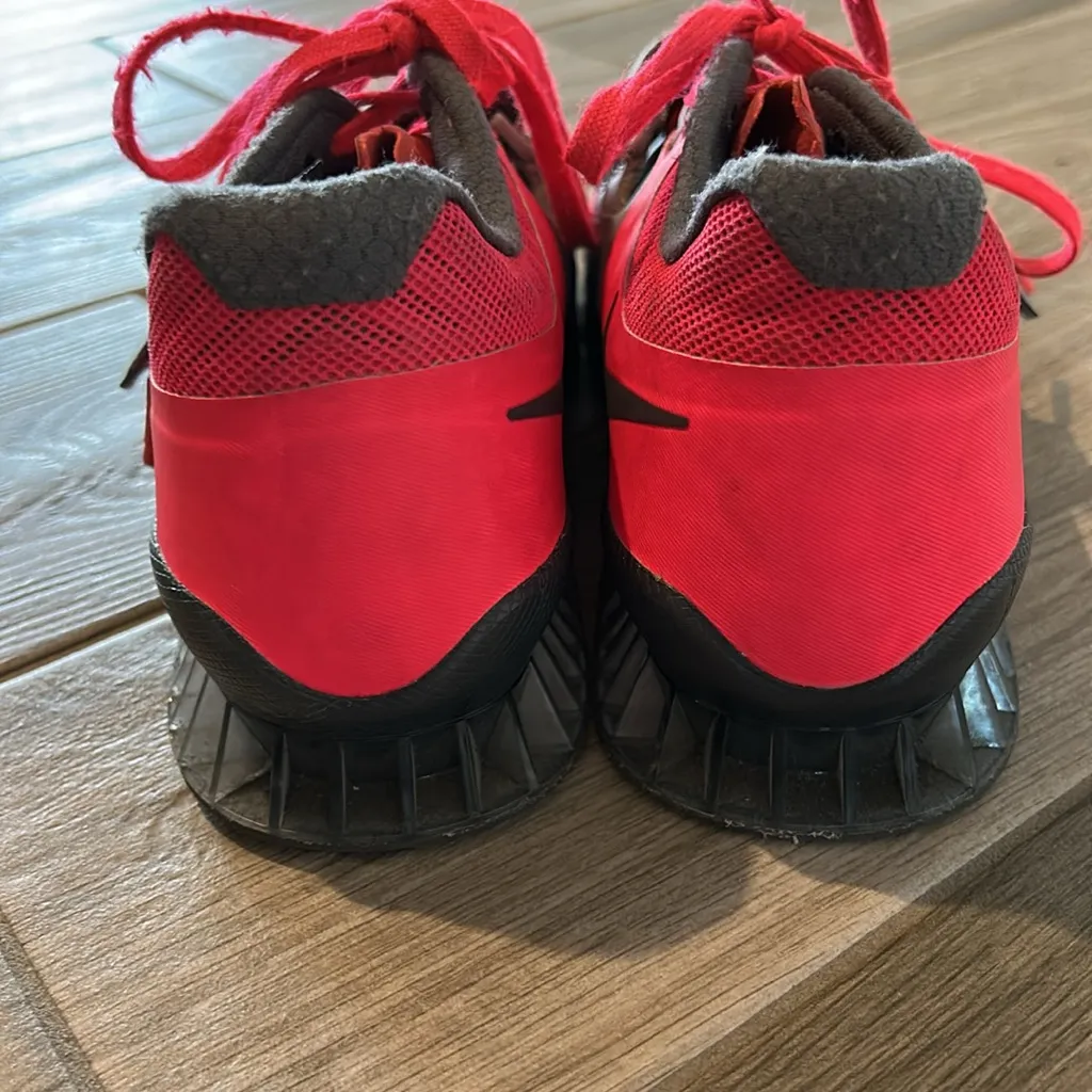 Nike lifting shoes - Image 4