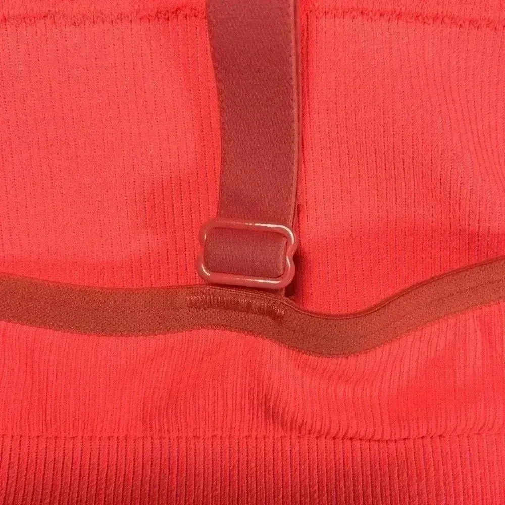 Under Armour Seamless Adjustable Racerback Straps Sport Bra - Image 4