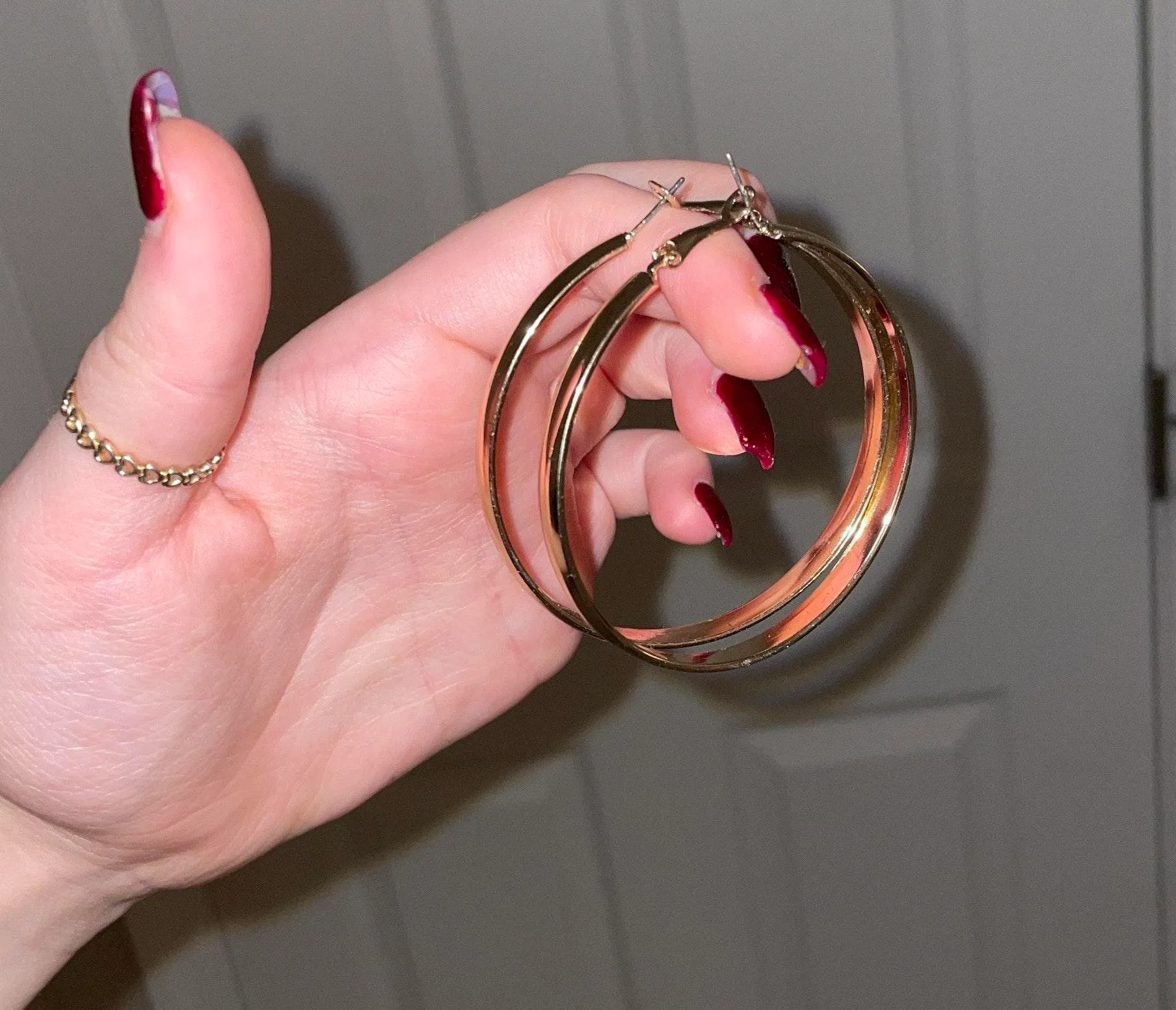 Gold Hoop Earnings - Image 2