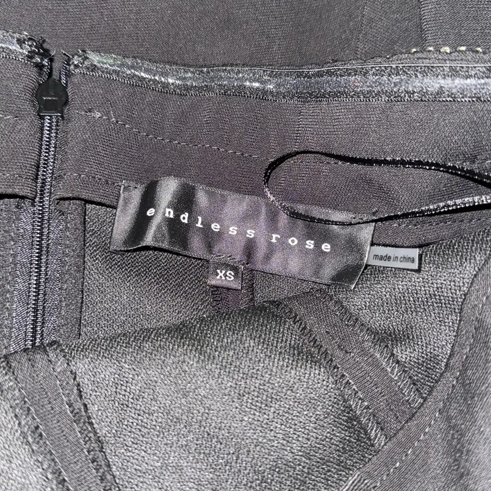 NEW Anthropologie Endless Rose Jewel Trimmed Flounce strapless Mini black sz XS - Image 5