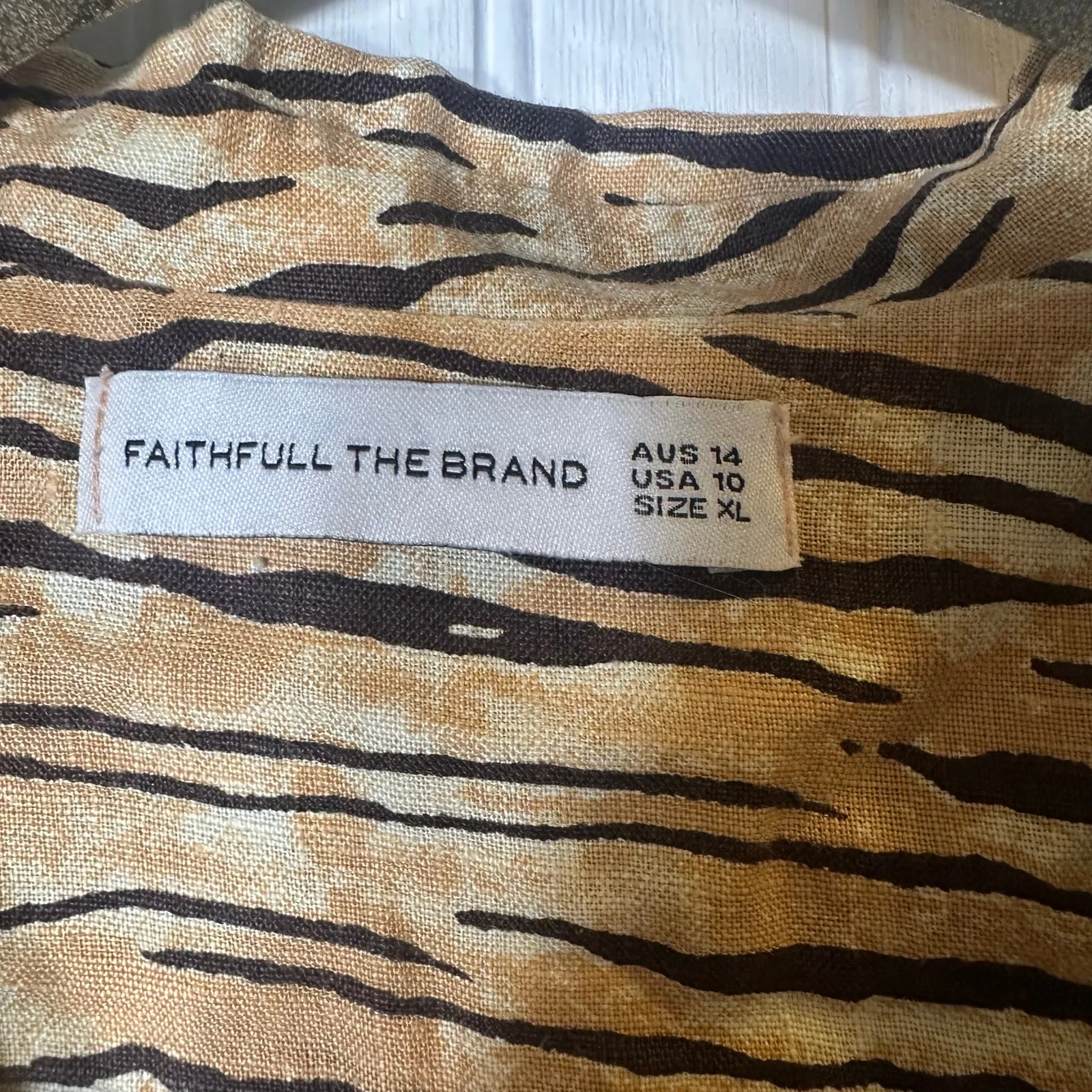 Faithfull The Brand Linen Animal Print Top - Image 3