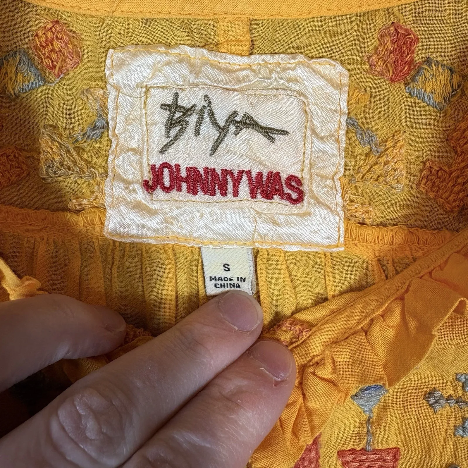 Johnny Was Biya Shirt Womens Size S Yellow Embroidery Boho Haddie Top Artsy - Image 5