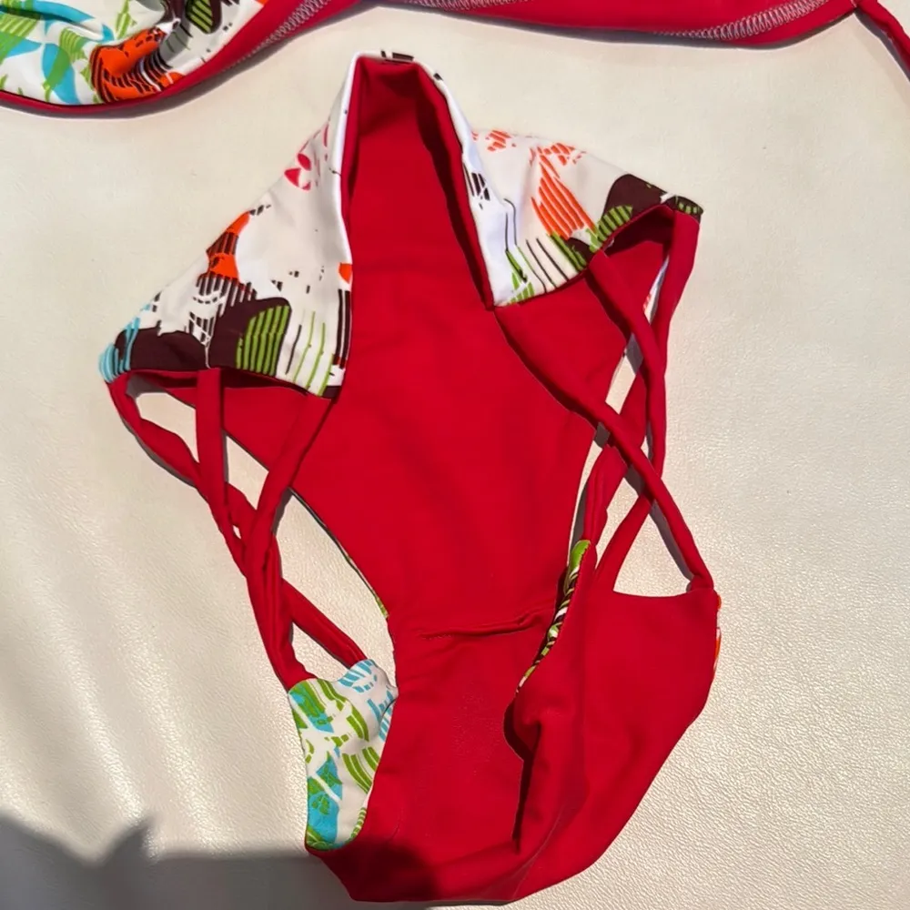 Women Small red tropical flowers bikini Swim Set with special stitching detail - Image 5