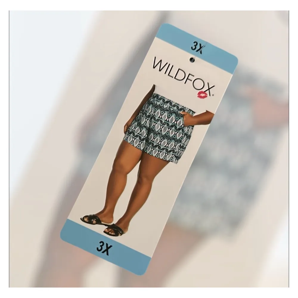 Women's‎ Wildfox Shorts Size 3X Blue Patterned - Image 2