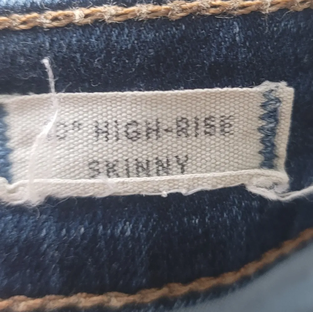 🔥SALE🔥Madewell $138 10" High Rise Dark Indigo Skinny Jeans - Image 5