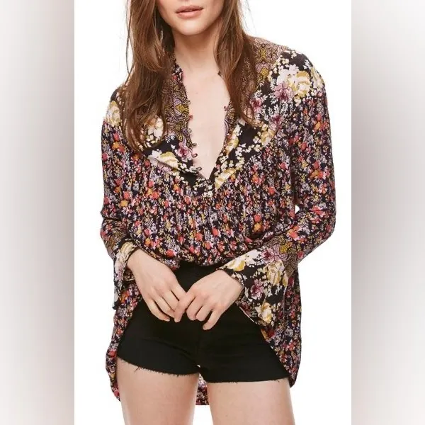 Free people Wildflower Fields Henley Top In Black Size M - Image 5