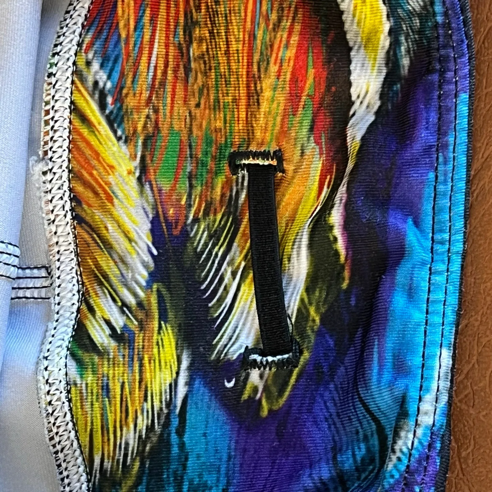 InkNBurn Feather Crop Leggings Size 0 Blue Red Yellow Capri Workout Gym Yoga‎ - Image 8