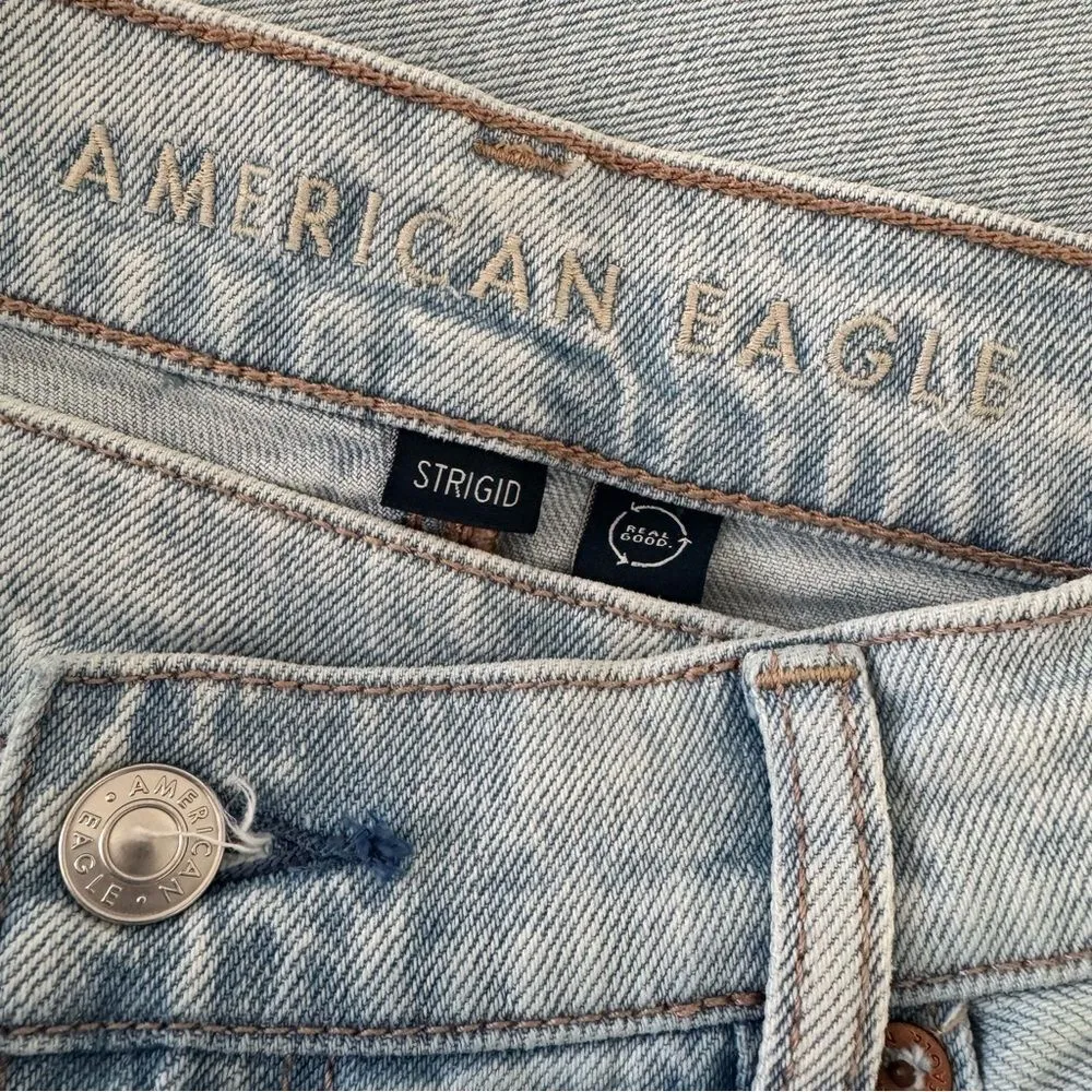 American Eagle Highest Rise Baggy Straight Jeans in Light Wash Size 2 X-Short - Image 15