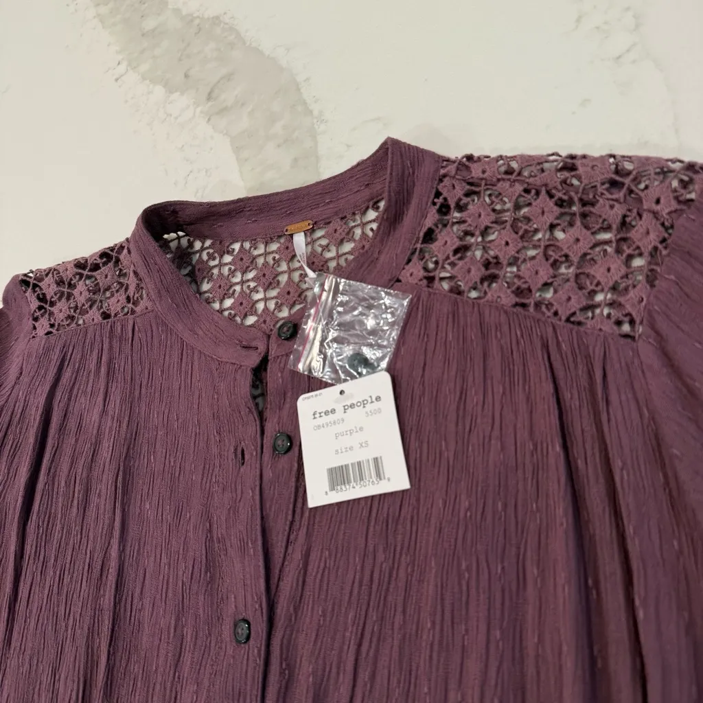 Free People NWT Crochet Lace Back Long Sleeve Button Up Blouse Women’s XS Purple - Image 4