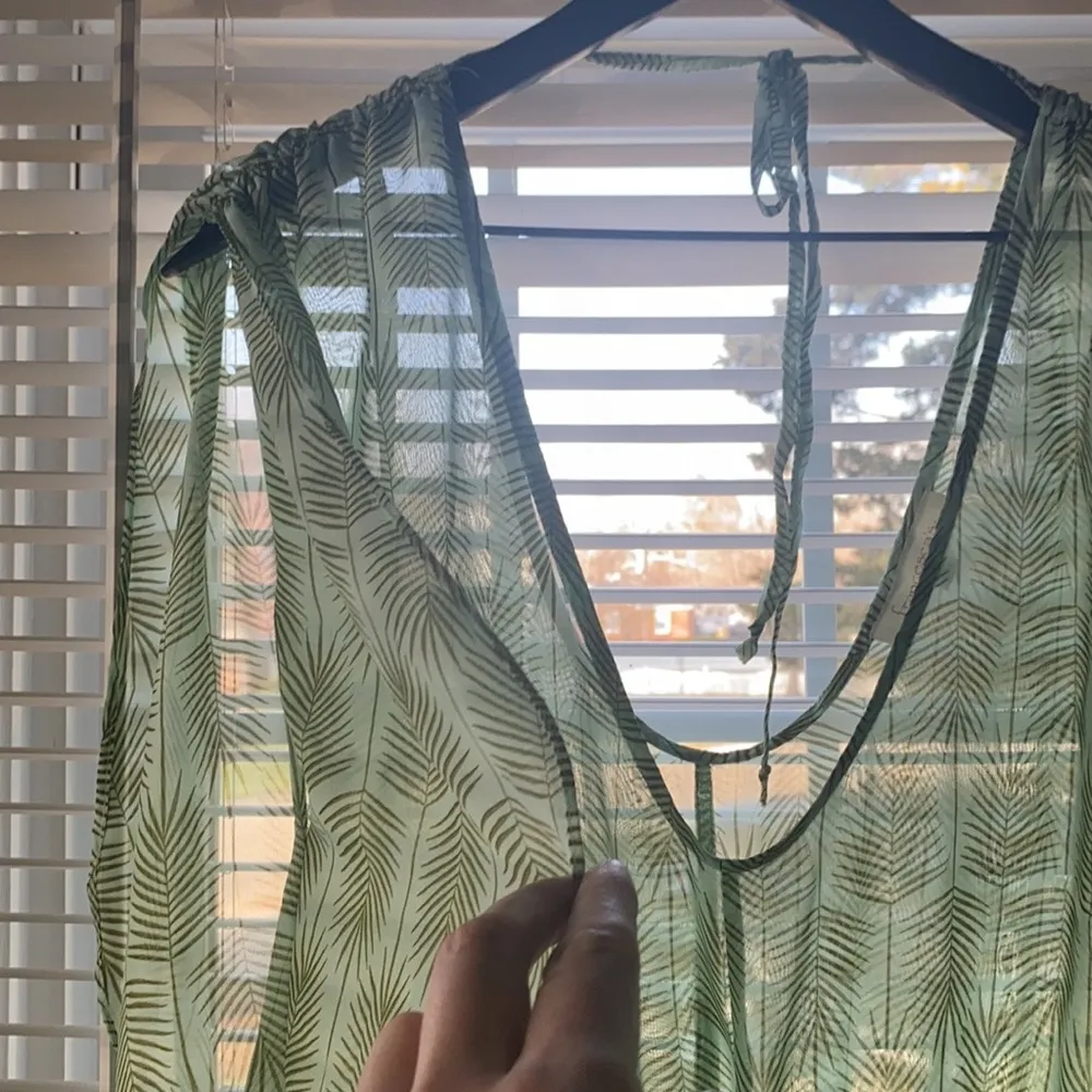 Francesca’s tropical leaf pom sheer swim romper, size medium - Image 10