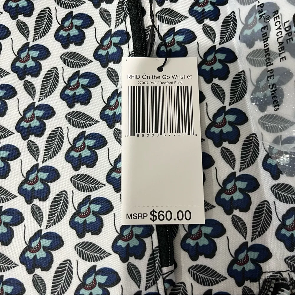 Vera Bradley RFID Wristlet Purse On The Go in Bedford Plaid New Floral - Image 9