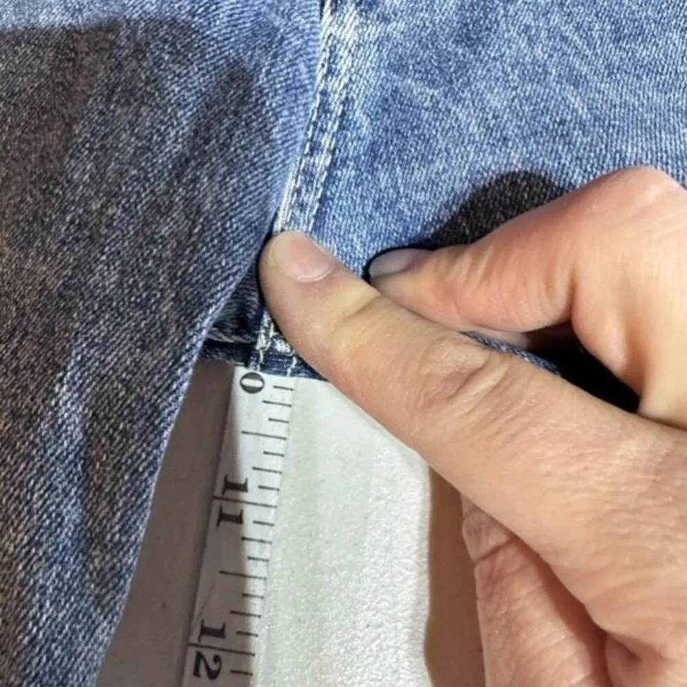 AG Jeans The Farrah Skinny Ankle high rise Blue Medium Wash‎ Whiskering Size 26R - Image 6