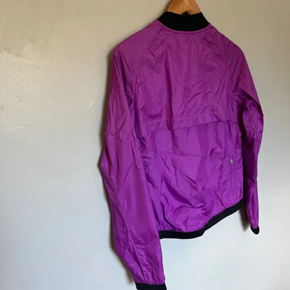 Nike Women's Dri-FIT Running Jacket Purple Medium - Image 3