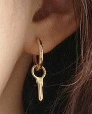 20mm Hoop With Little Key - Image 3