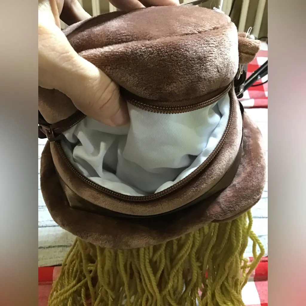 Cousin itt Addams family plush crossbody bag -NEW - Image 2